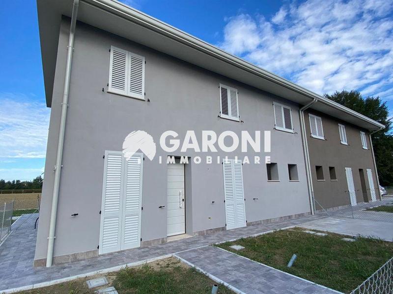 fotografie - Villa a schiera Sant'Agata sul Santerno (RA)  
