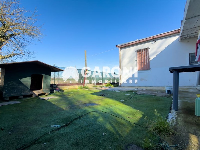 fotografie - Casa Indipendente Faenza (RA) Campagna Valle 