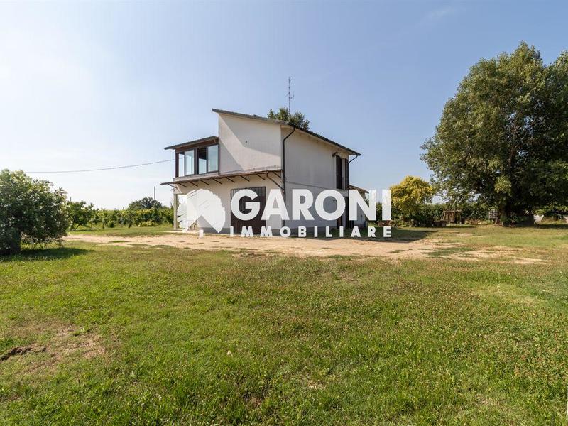 fotografie - Casa Indipendente Faenza (RA) Campagna Valle 