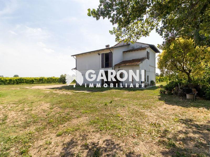 fotografie - Casa Indipendente Faenza (RA) Campagna Valle 