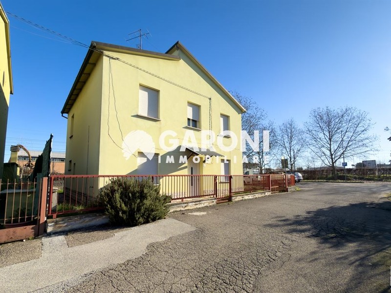 fotografie - Casa Indipendente Faenza (RA) Periferia Valle 