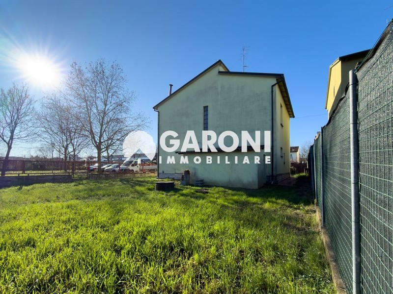 fotografie - Casa Indipendente Faenza (RA) Periferia Valle 