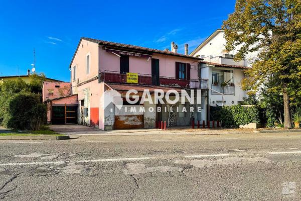 vendita casa indipendente